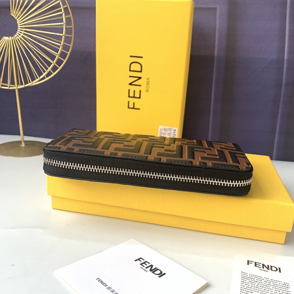 超激安ブランド財布偽物背面デザイン